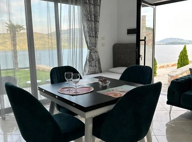 Illyrian Paradise * Ksamil